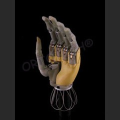 Proteza bionica ”i-limb hand” - pentru dezarticulatie incheietura mainii